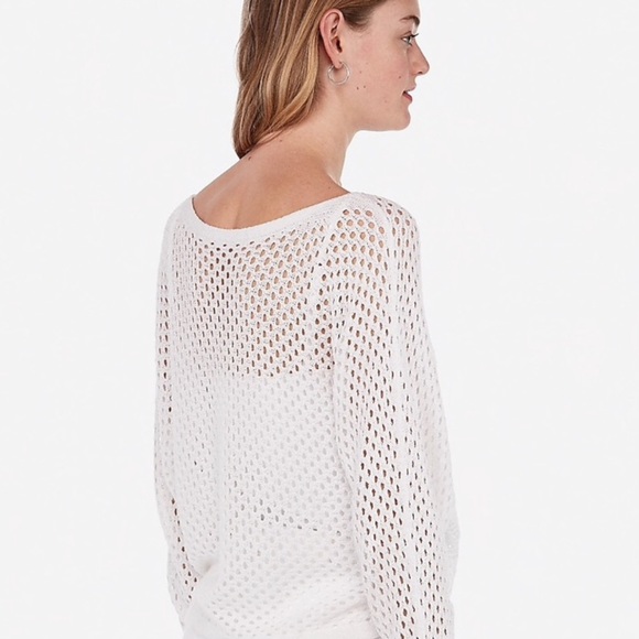 🆕 Express White Knit Mesh Top 💖 - Picture 3 of 7
